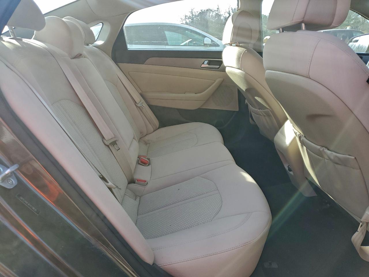 2015 HYUNDAI SONATA SE photo 10