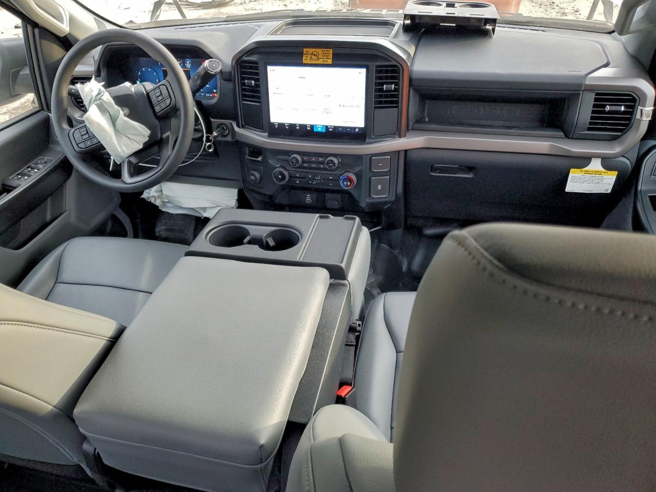 2025 FORD F150 XL photo 8
