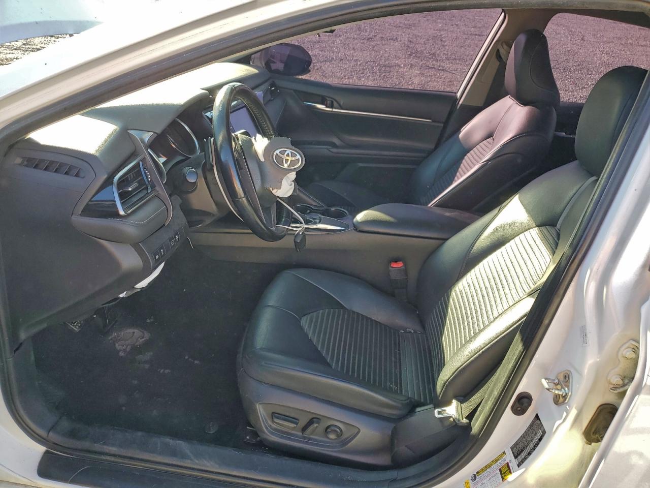 2019 TOYOTA CAMRY L photo 7