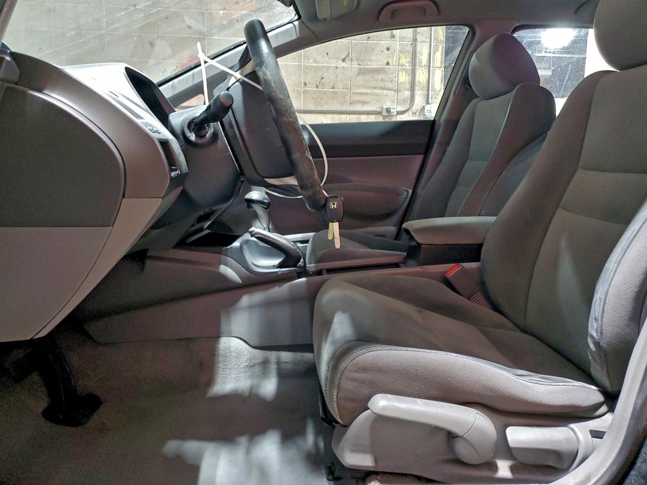 2011 HONDA CIVIC LX photo 7