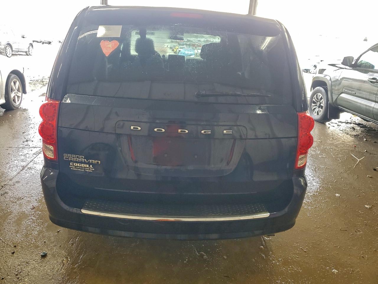 2013 DODGE GRAND CARAVAN SE photo 6