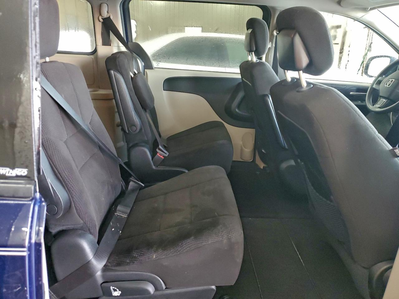 2013 DODGE GRAND CARAVAN SE photo 11
