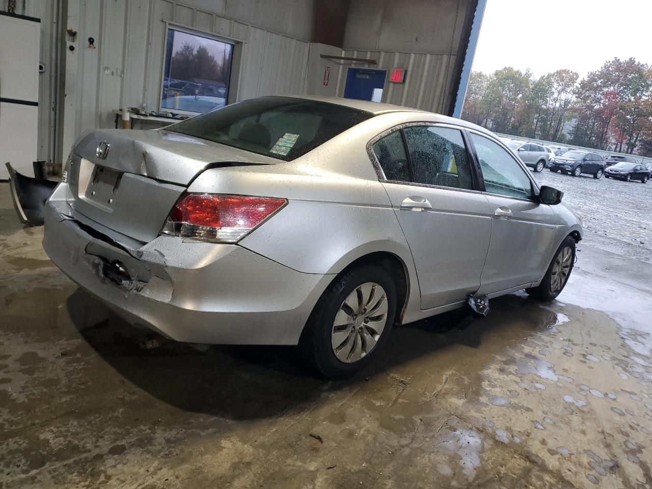 2009 HONDA ACCORD LX photo 3