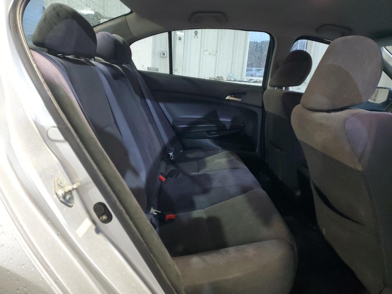 2009 HONDA ACCORD LX photo 10