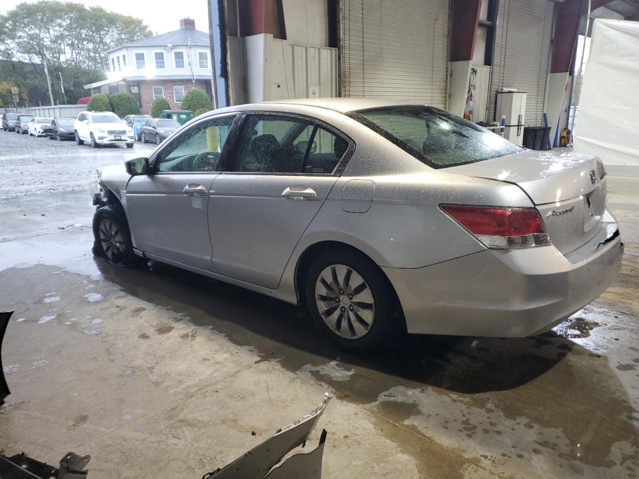2009 HONDA ACCORD LX photo 2