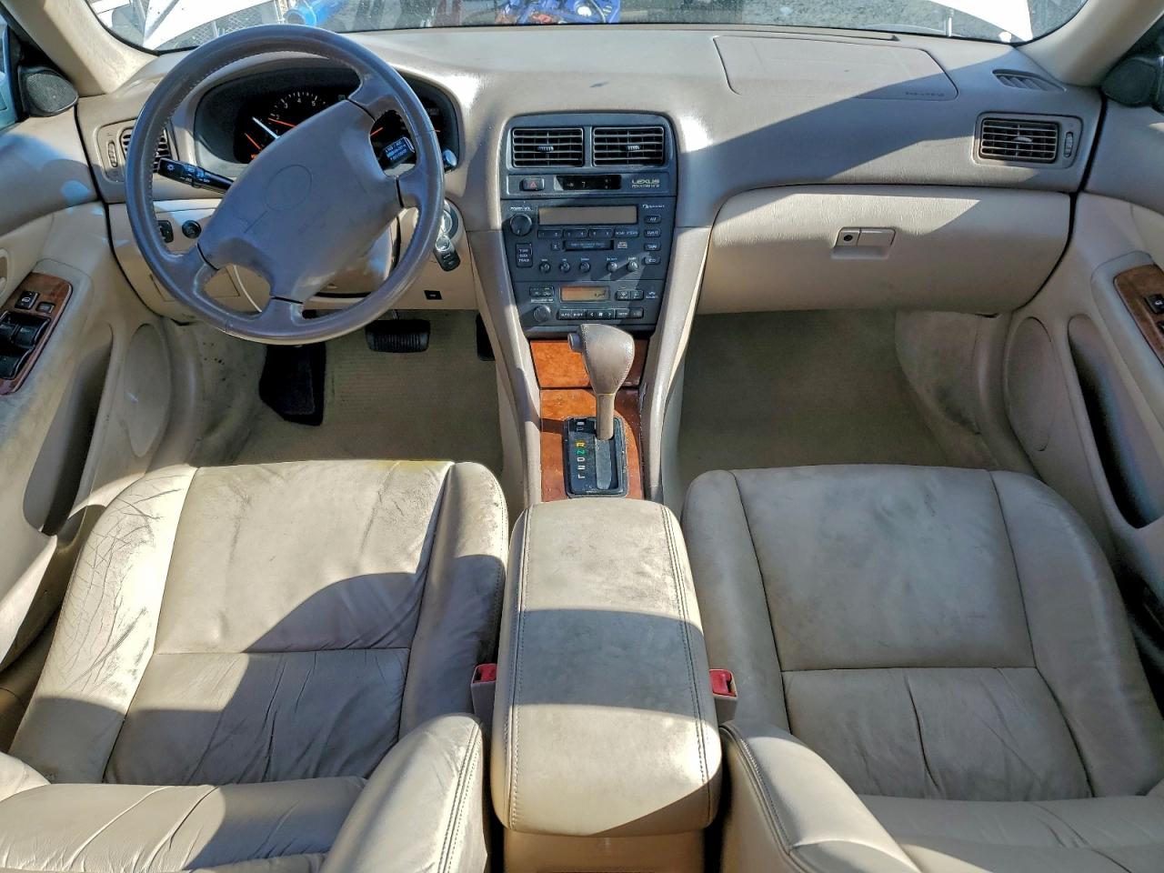 1999 LEXUS ES 300 photo 8