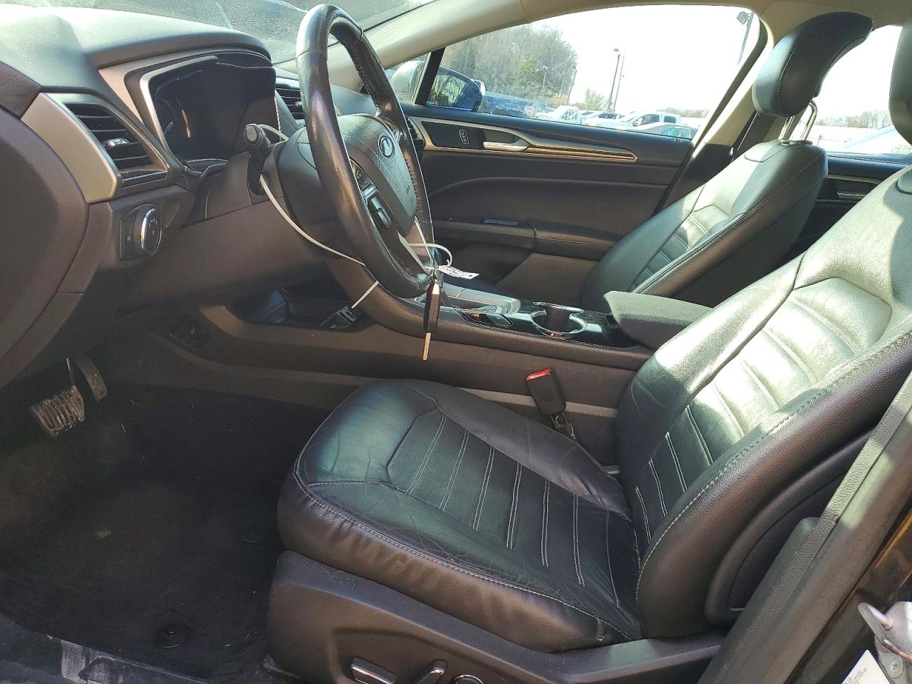 2014 FORD FUSION SE photo 7