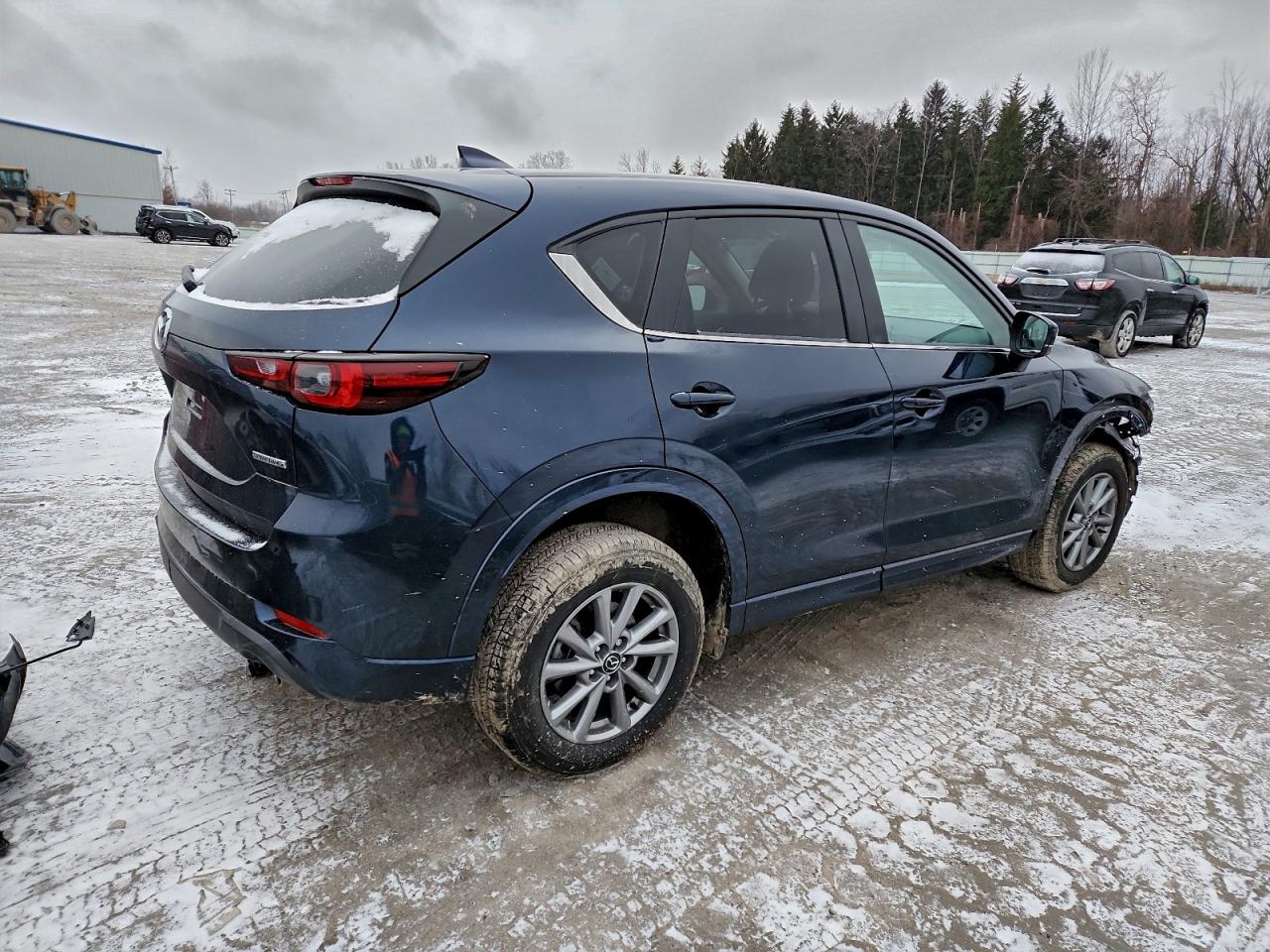 2025 MAZDA CX-5 SELECT photo 3