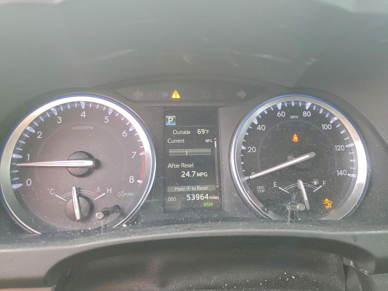 2019 TOYOTA HIGHLANDER SE photo 9