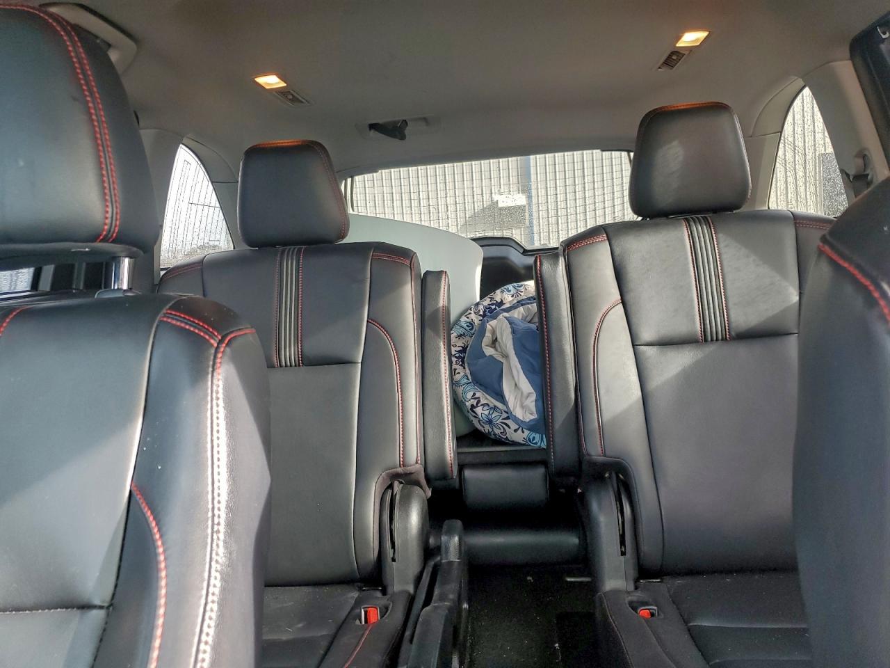 2019 TOYOTA HIGHLANDER SE photo 10