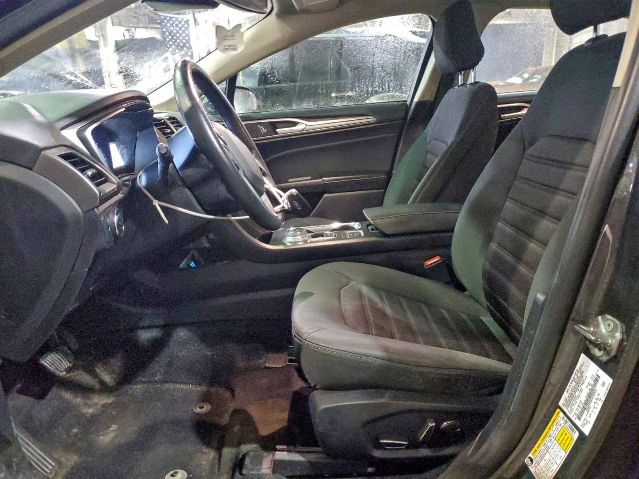 2020 FORD FUSION SE photo 7