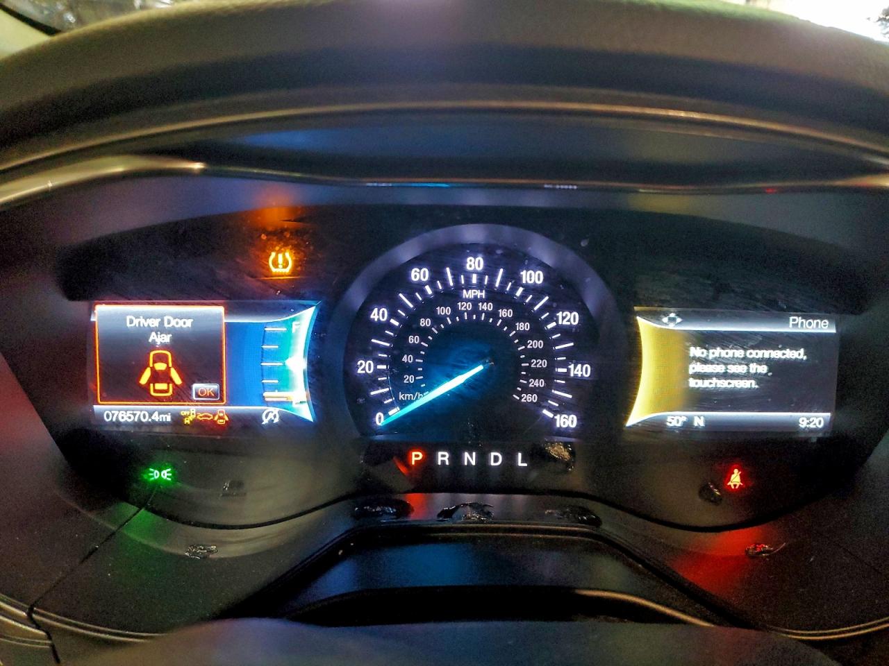 2020 FORD FUSION SE photo 9