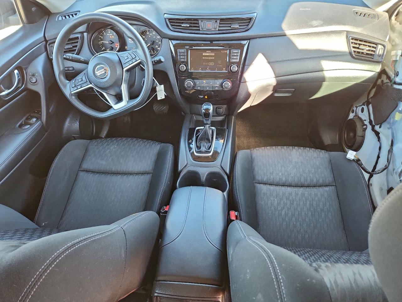 2018 NISSAN ROGUE S photo 8