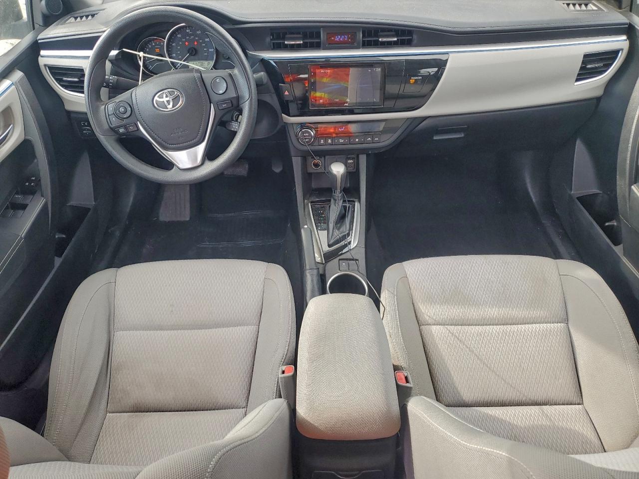 2014 TOYOTA COROLLA L photo 8