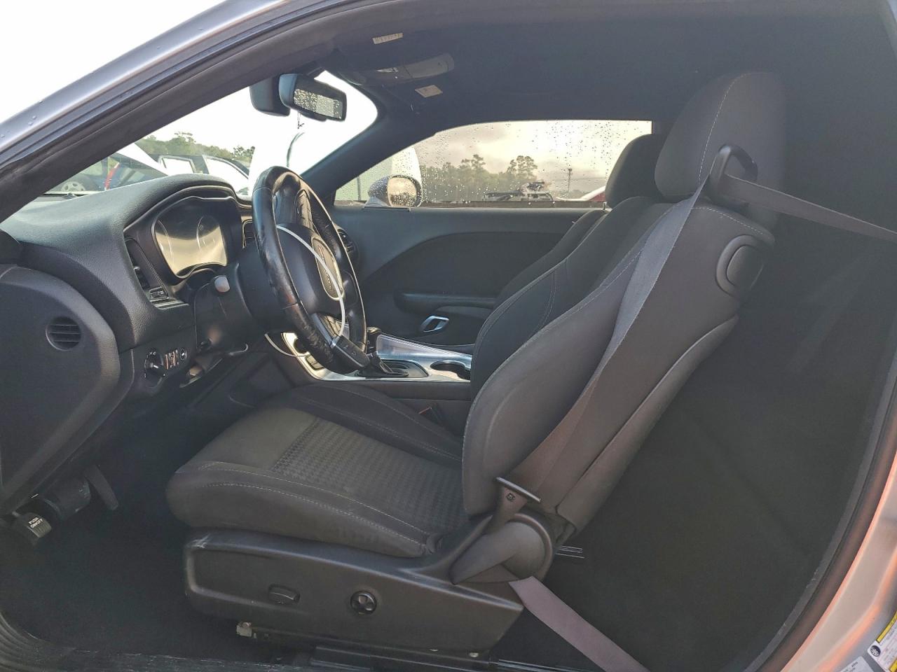 2016 DODGE CHALLENGER SXT photo 7