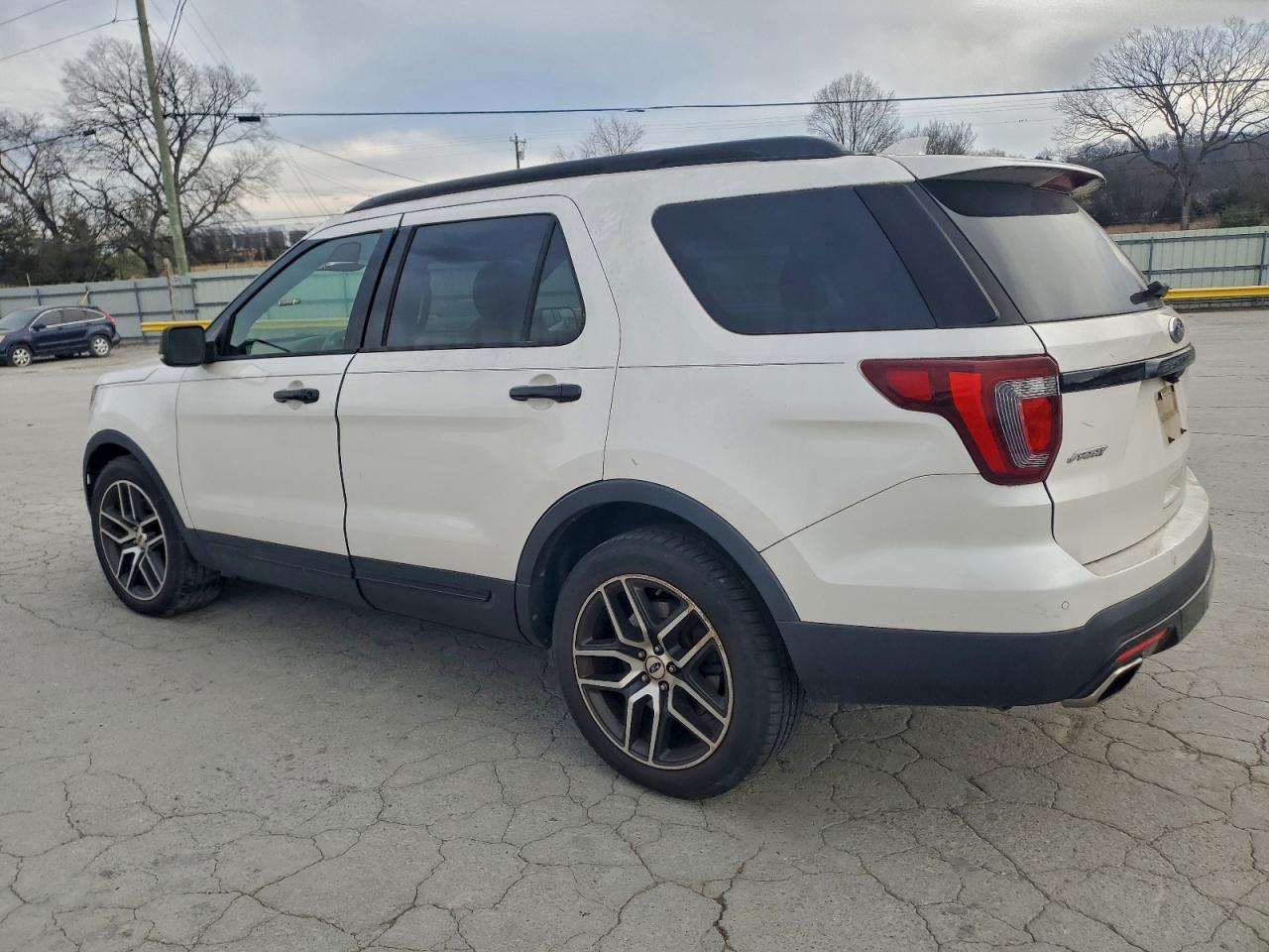 2016 FORD EXPLORER SPORT photo 2