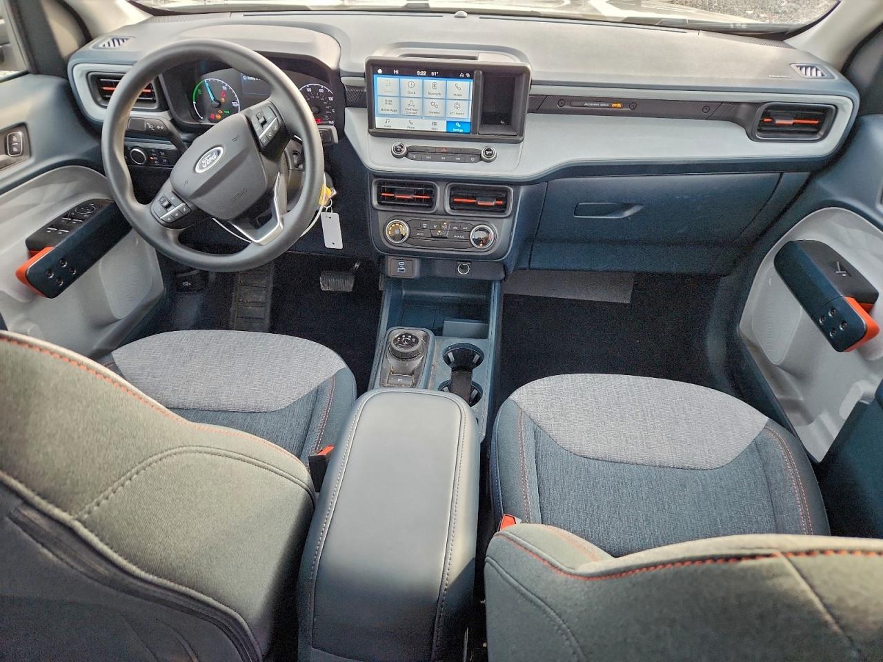 2024 FORD MAVERICK XLT photo 8