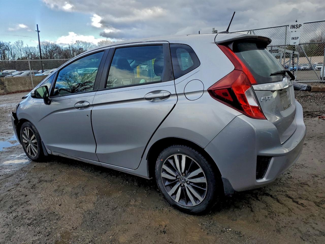 2017 HONDA FIT EX photo 2
