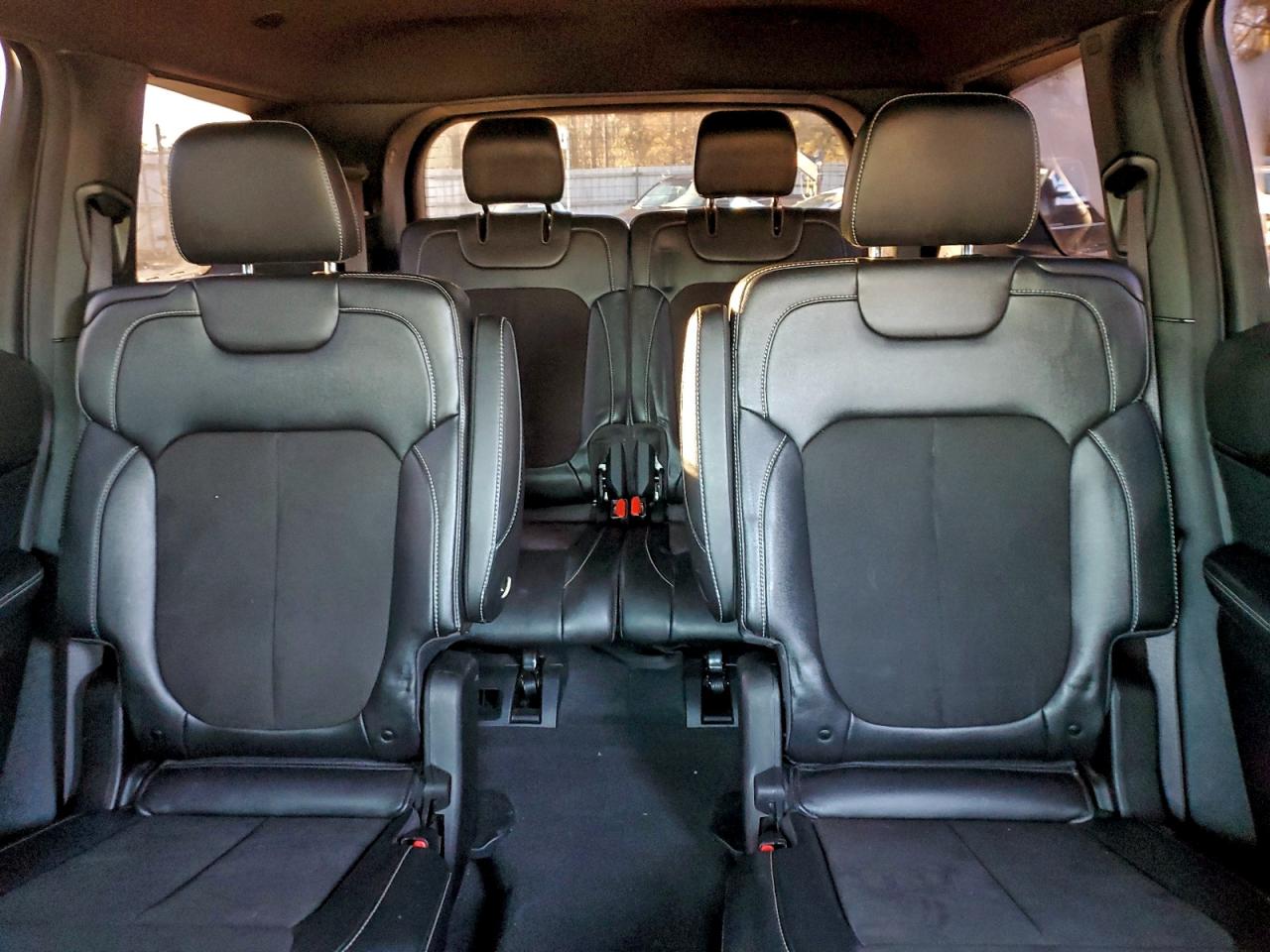 2023 JEEP GRAND CHEROKEE L LAREDO photo 10