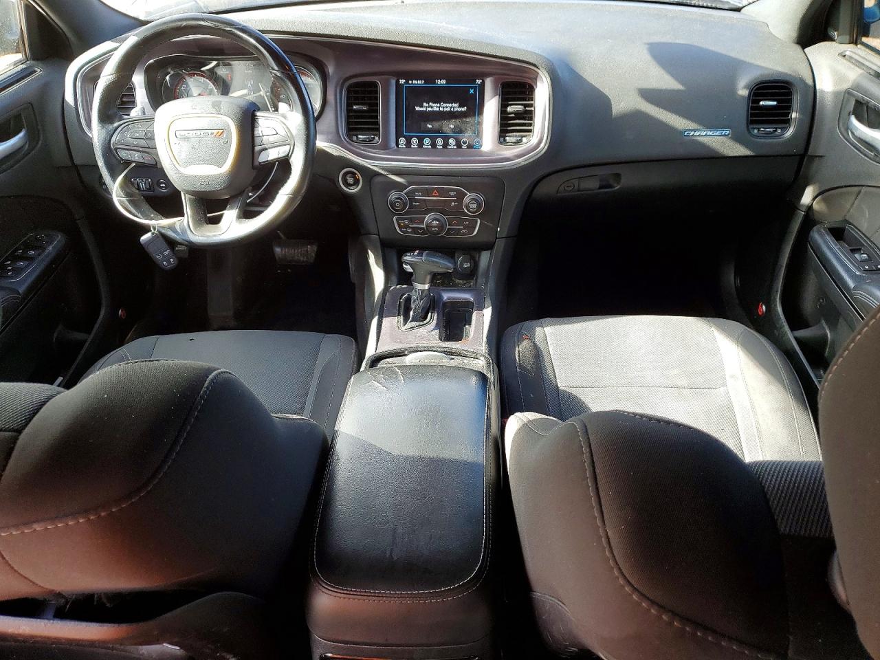 2017 DODGE CHARGER SXT photo 8