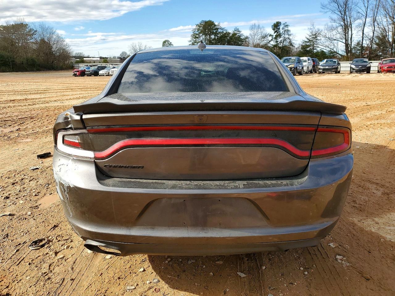 2017 DODGE CHARGER SXT photo 6
