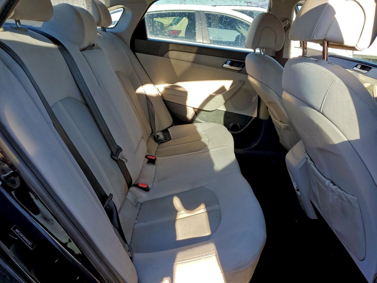 2017 HYUNDAI SONATA SE photo 10