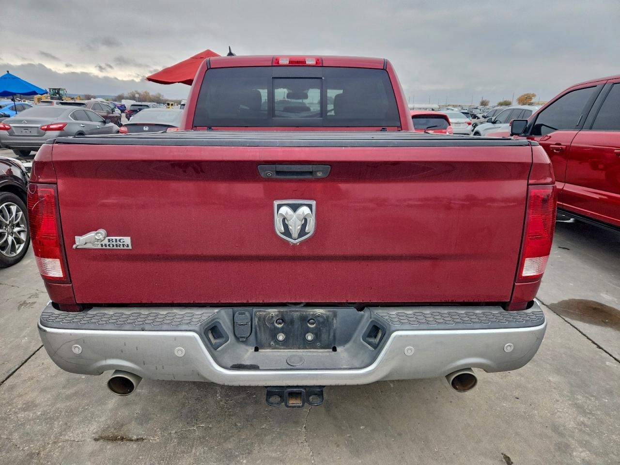 2015 RAM 1500 SLT photo 6
