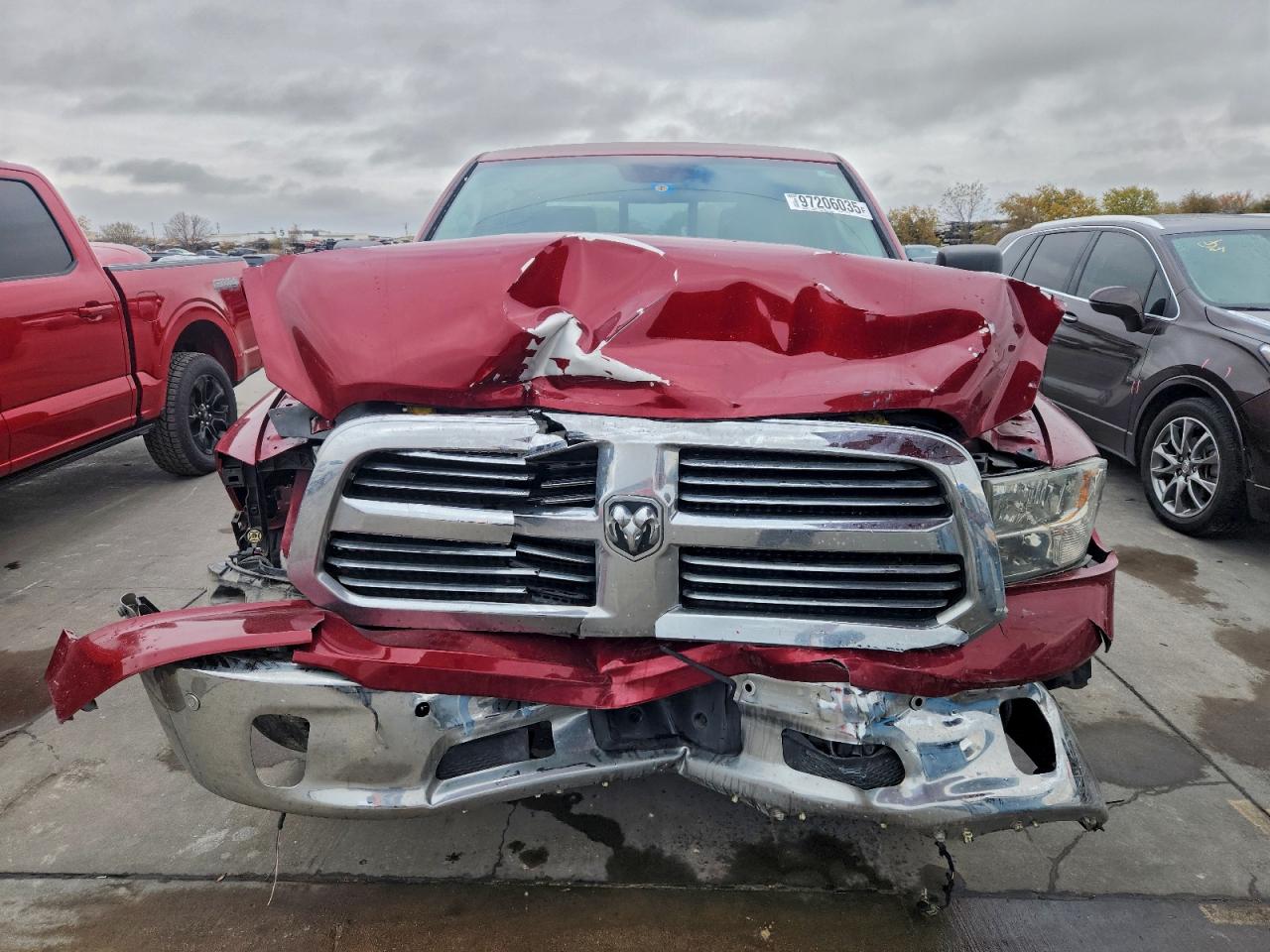 2015 RAM 1500 SLT photo 5