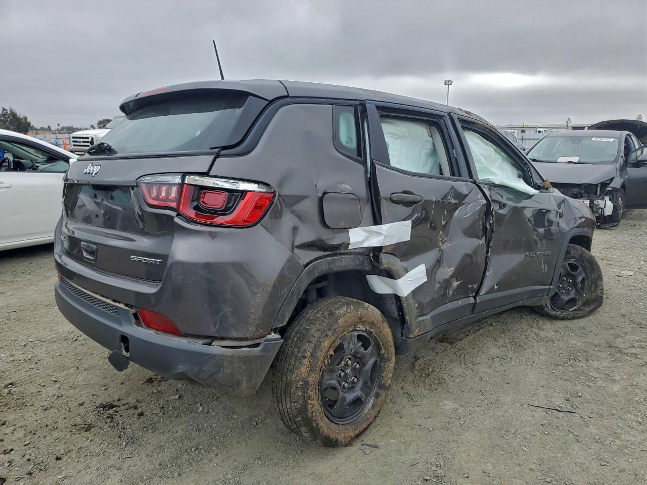2019 JEEP COMPASS SPORT photo 3