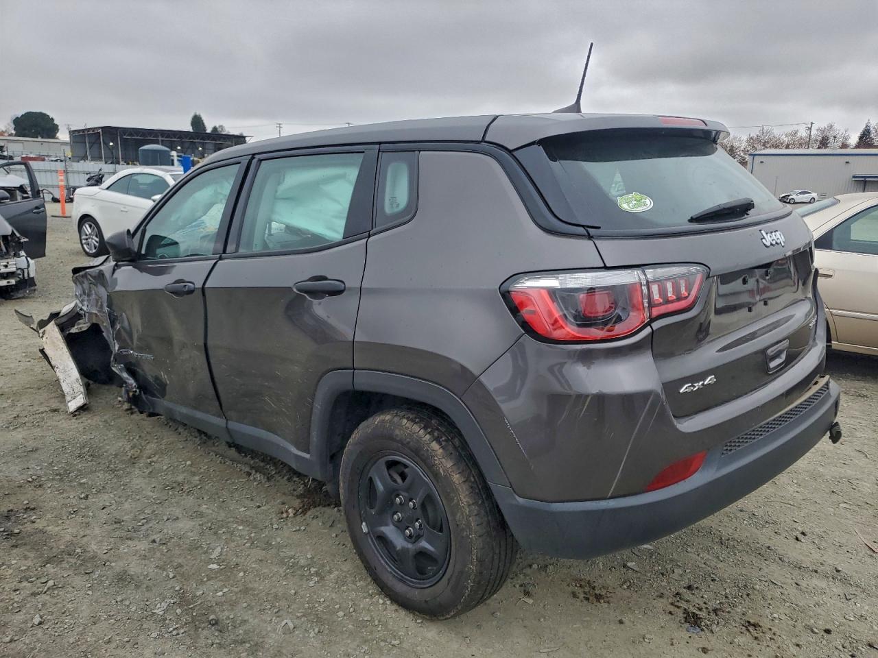2019 JEEP COMPASS SPORT photo 2