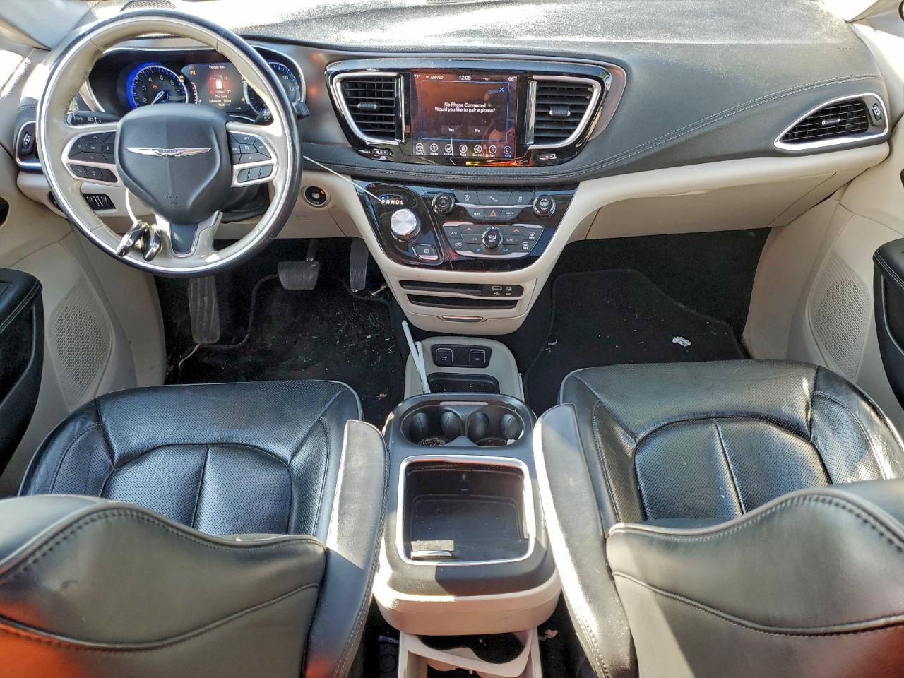 2019 CHRYSLER PACIFICA LIMITED photo 8