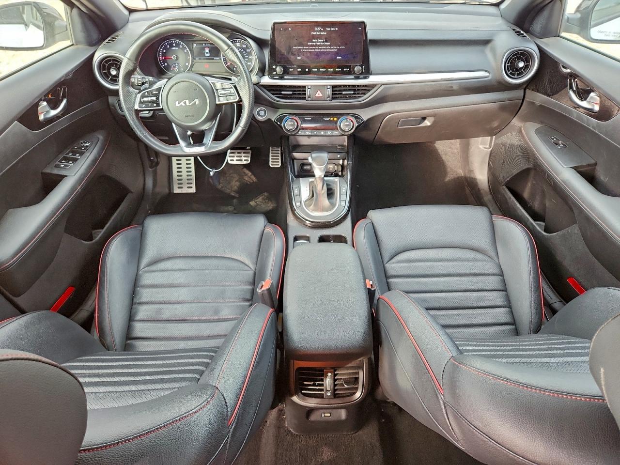 2023 KIA FORTE GT photo 8
