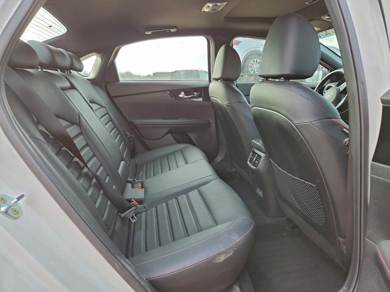 2023 KIA FORTE GT photo 10