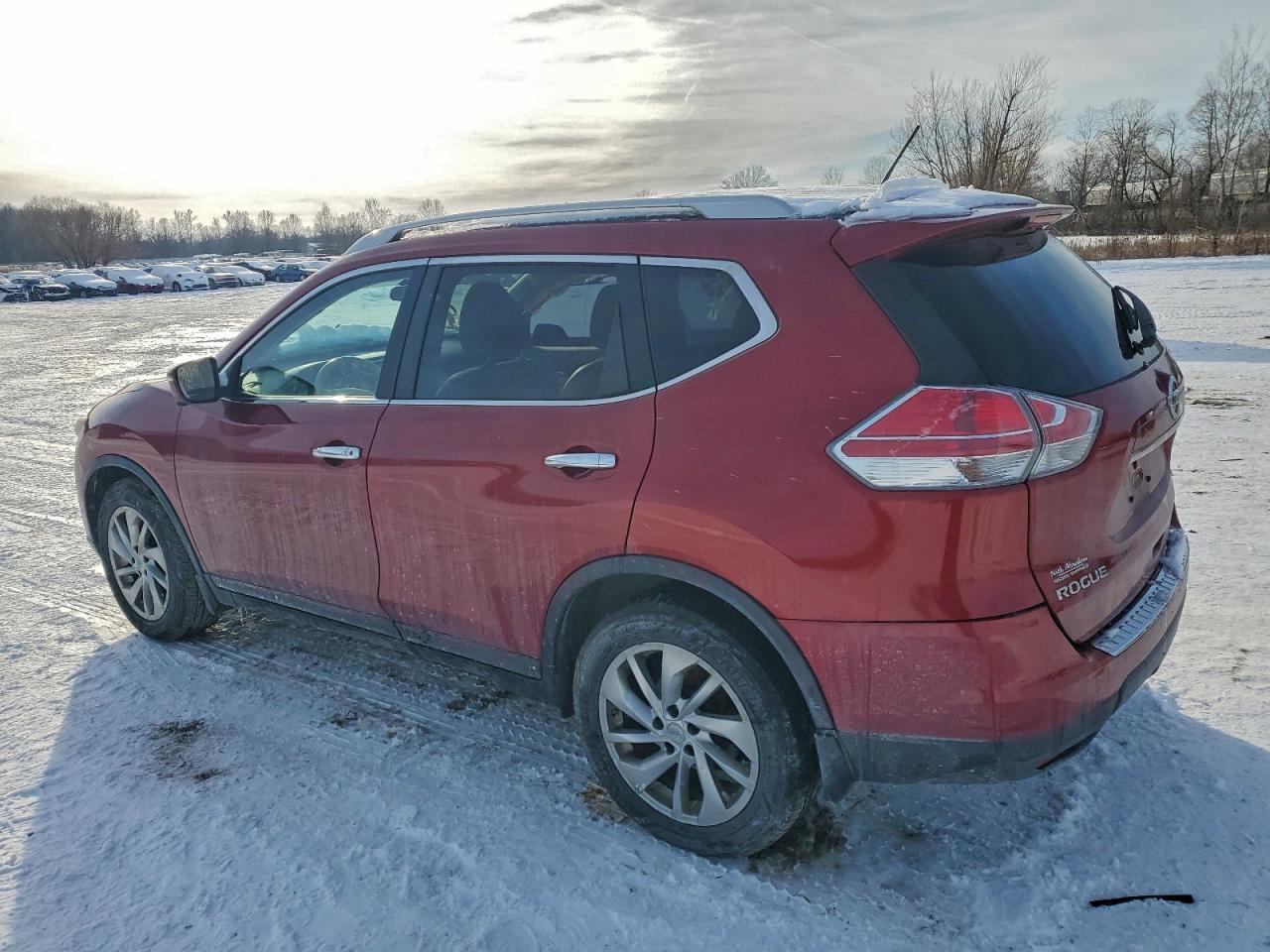 2014 NISSAN ROGUE S photo 2