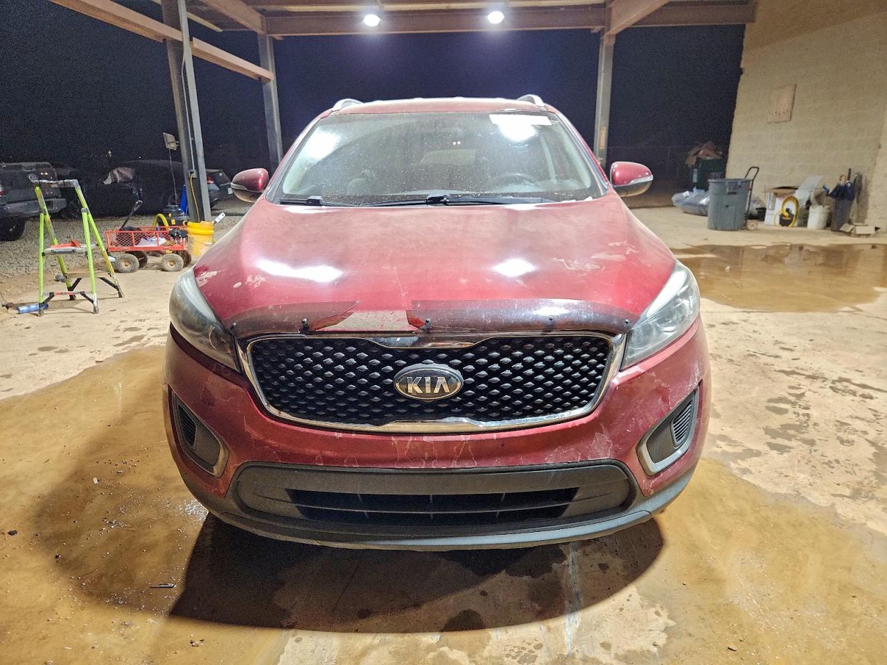 2016 KIA SORENTO LX photo 5