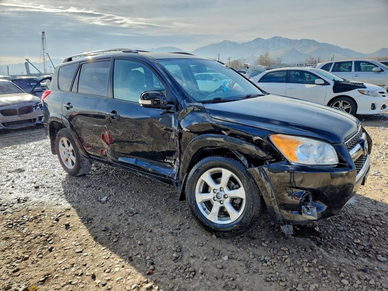 2010 TOYOTA RAV4 LIMITED photo 4