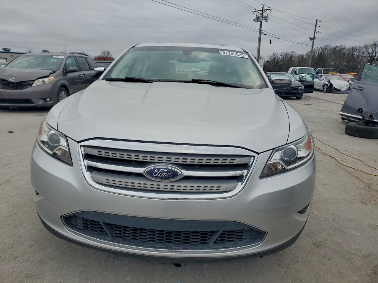 2010 FORD TAURUS LIMITED photo 5