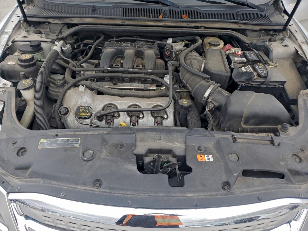 2010 FORD TAURUS LIMITED photo 11