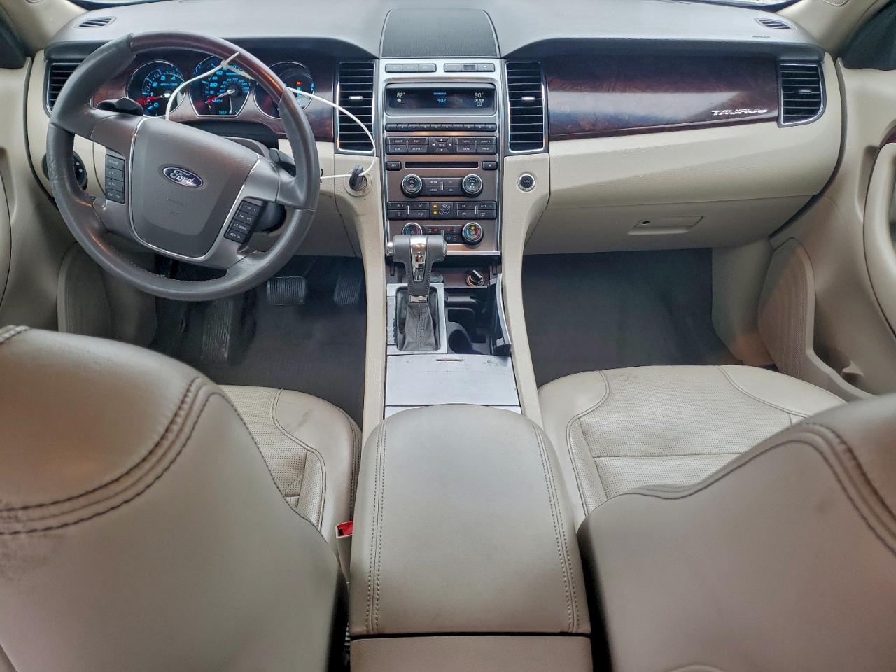2010 FORD TAURUS LIMITED photo 8