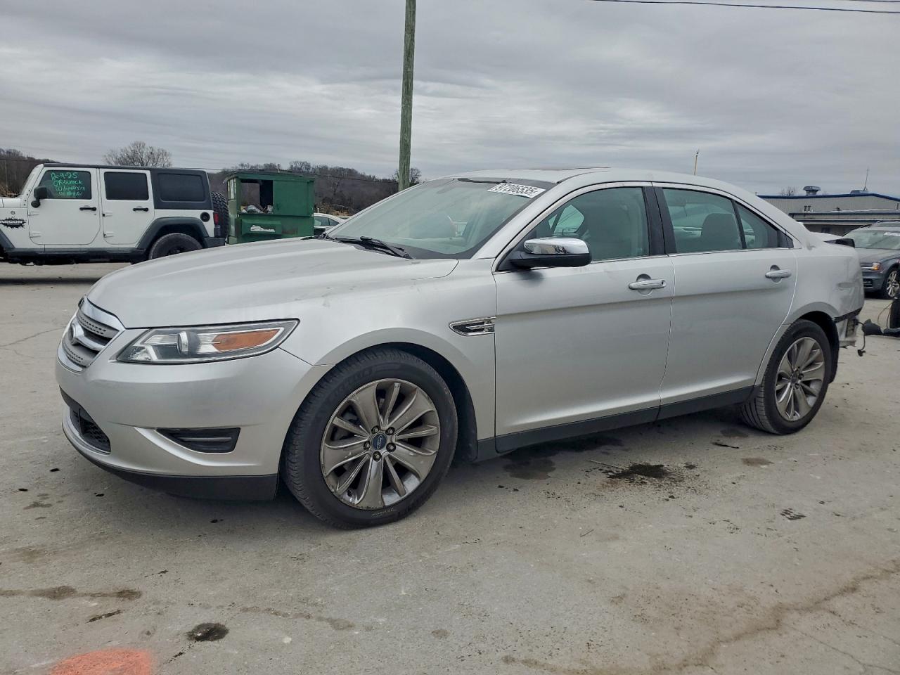 2010 FORD TAURUS