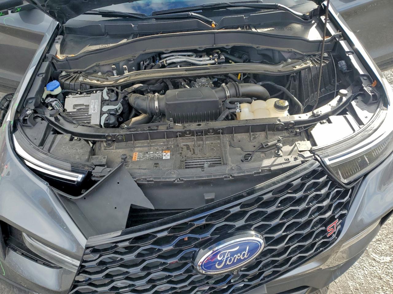 2021 FORD EXPLORER ST photo 12