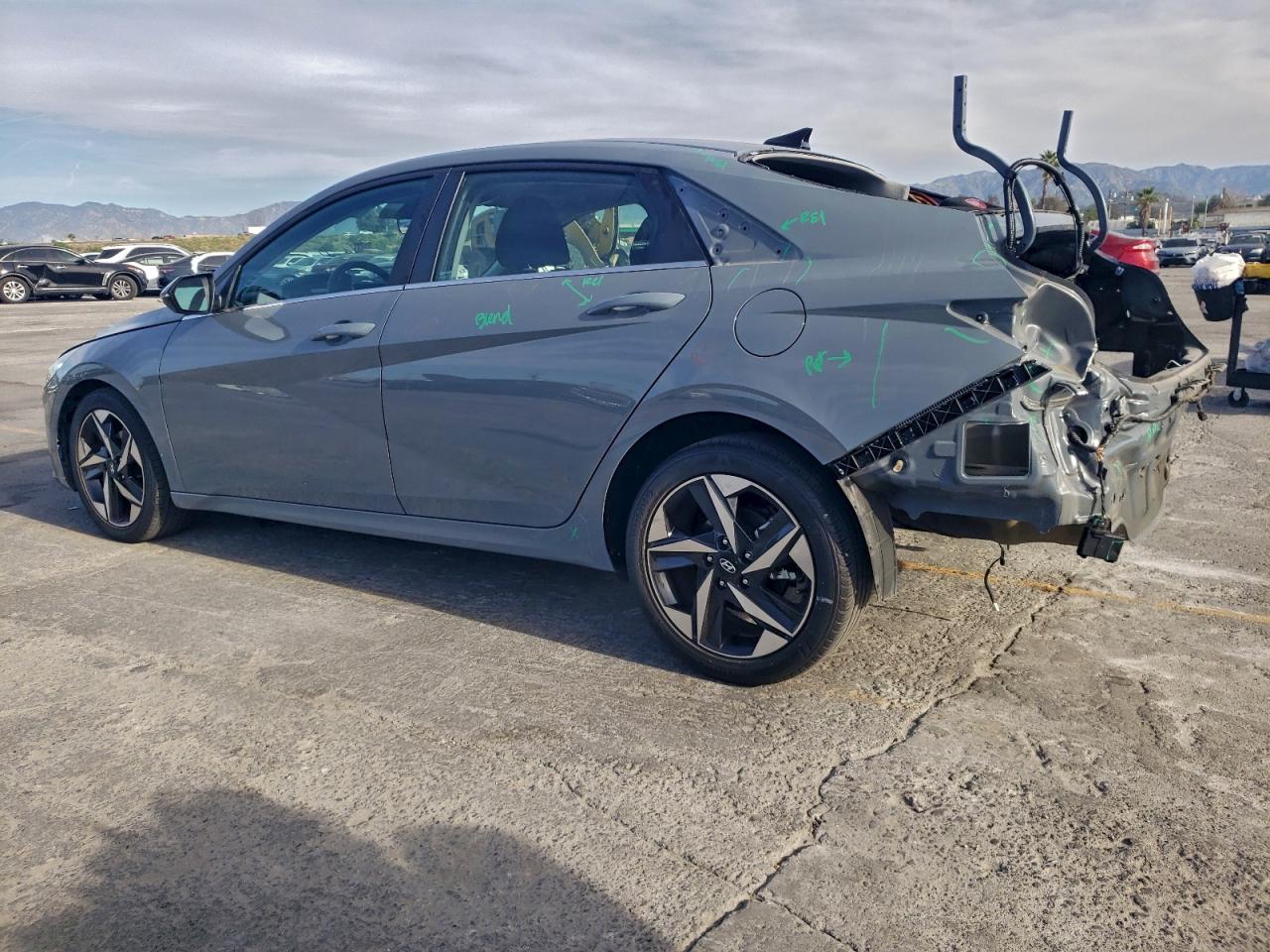 2021 HYUNDAI ELANTRA SEL photo 2