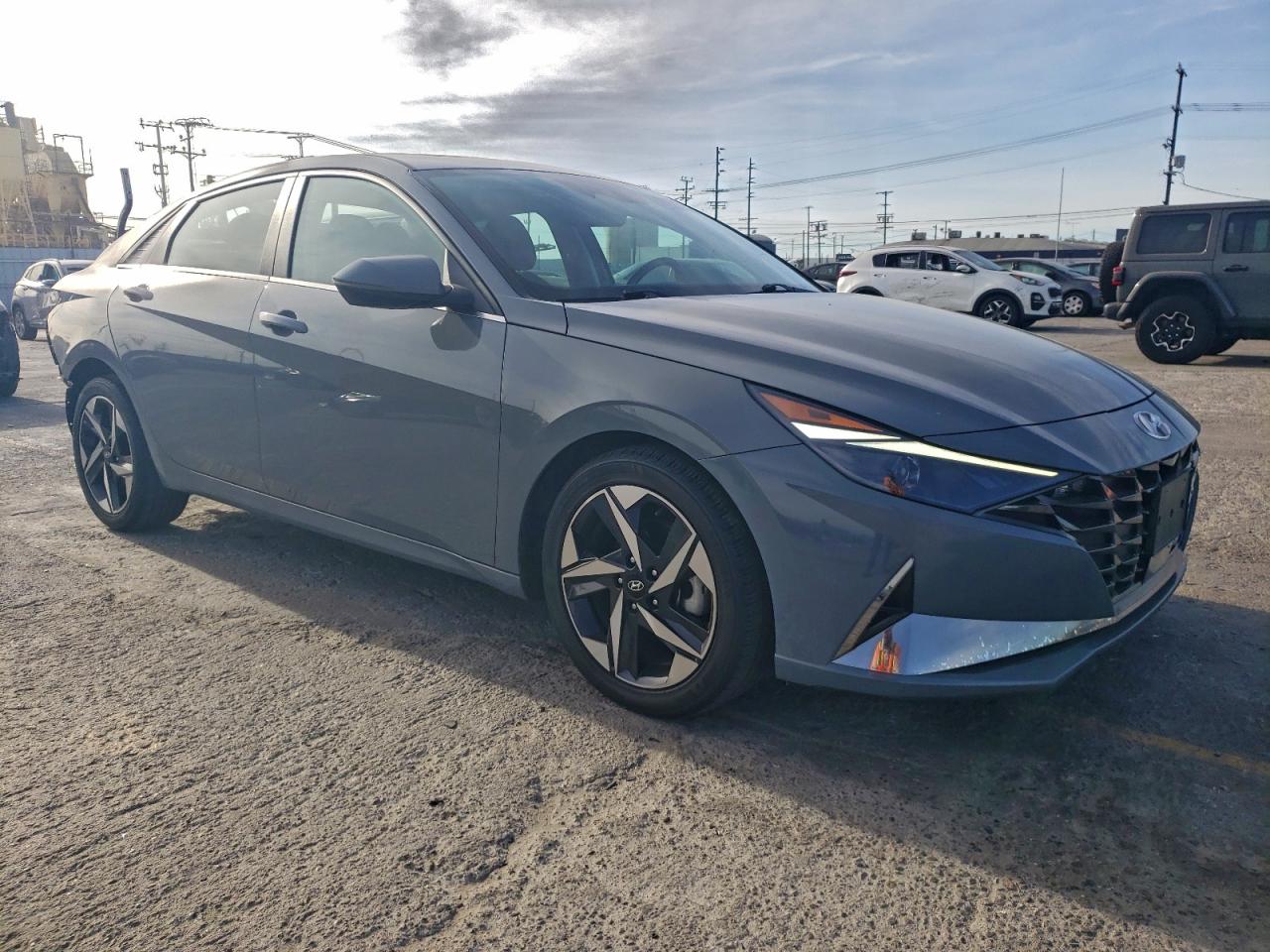 2021 HYUNDAI ELANTRA SEL photo 4