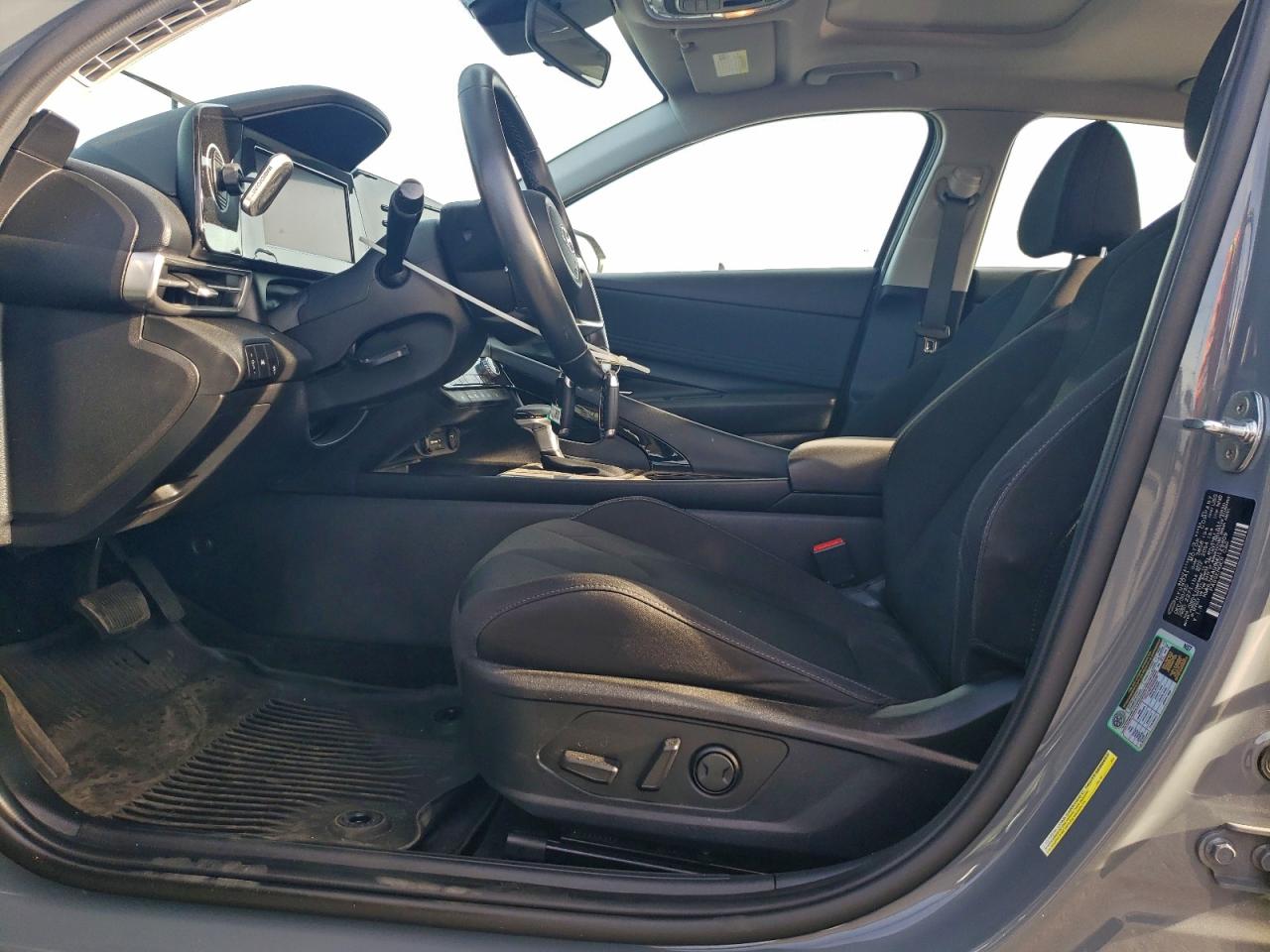 2021 HYUNDAI ELANTRA SEL photo 7