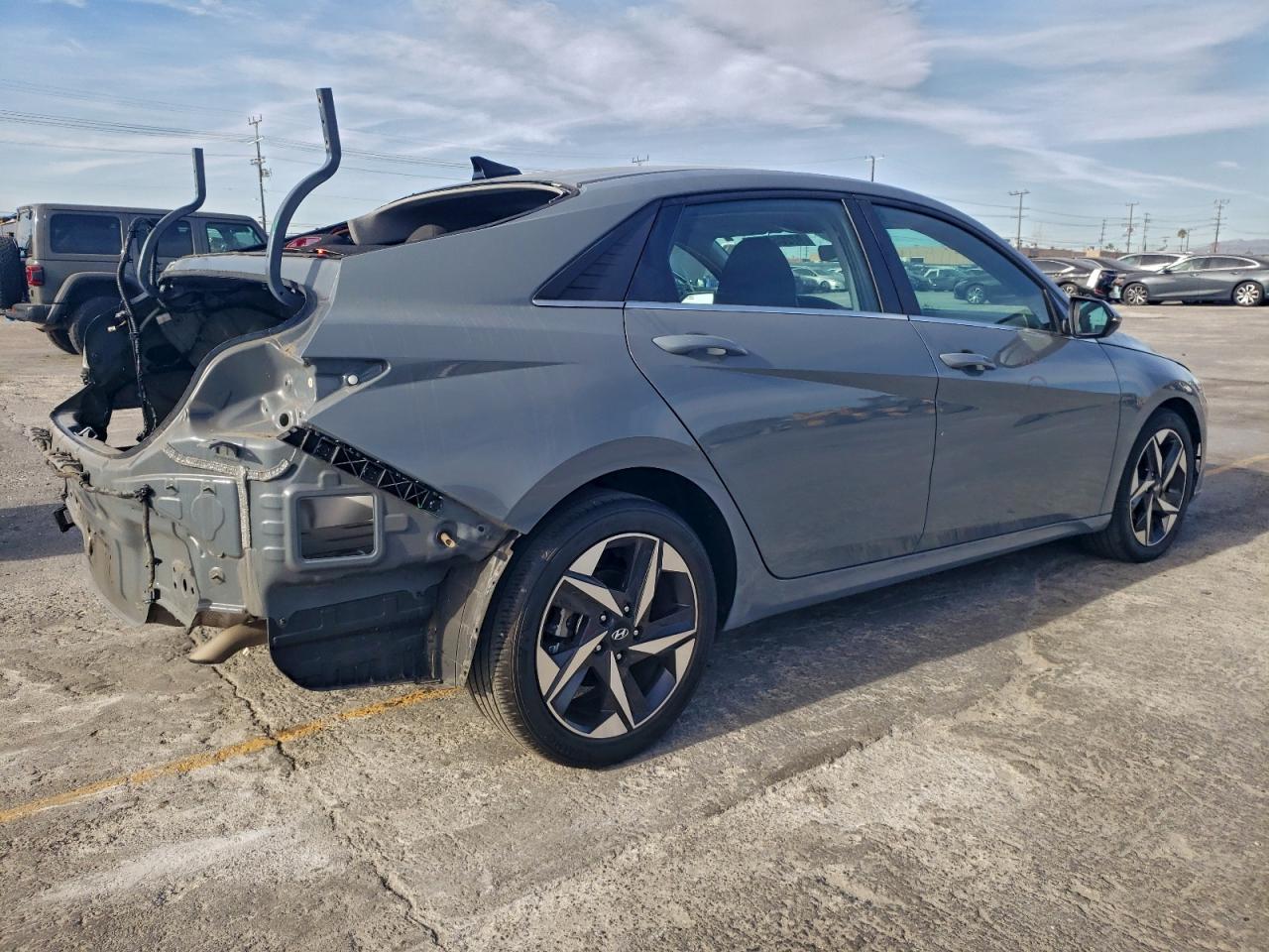 2021 HYUNDAI ELANTRA SEL photo 3