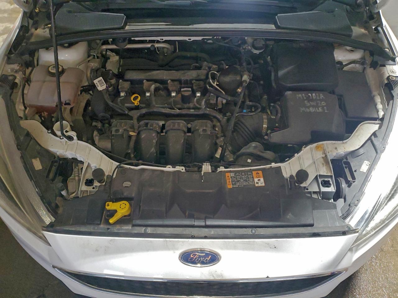 2015 FORD FOCUS SE photo 11