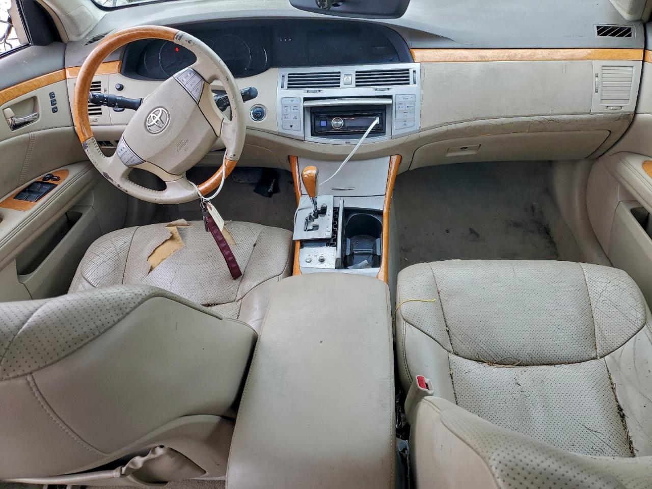 2006 TOYOTA AVALON XL photo 8