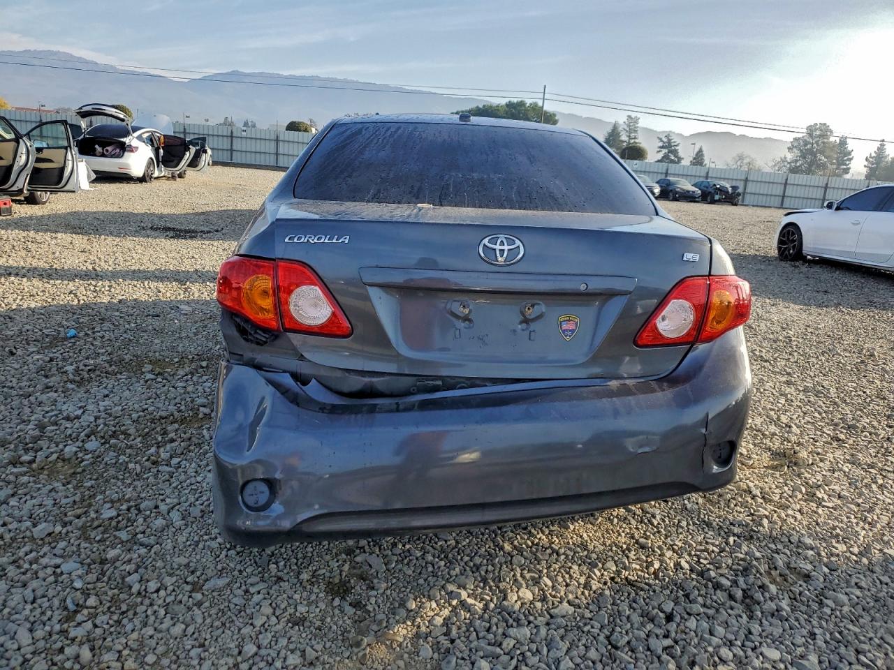 2010 TOYOTA COROLLA BASE photo 6