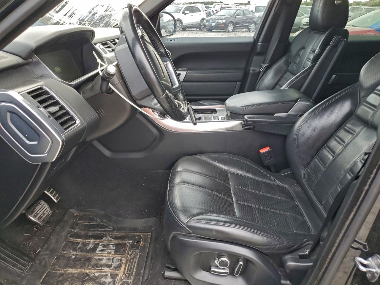 2016 LAND ROVER RANGE ROVER SPORT HST photo 7