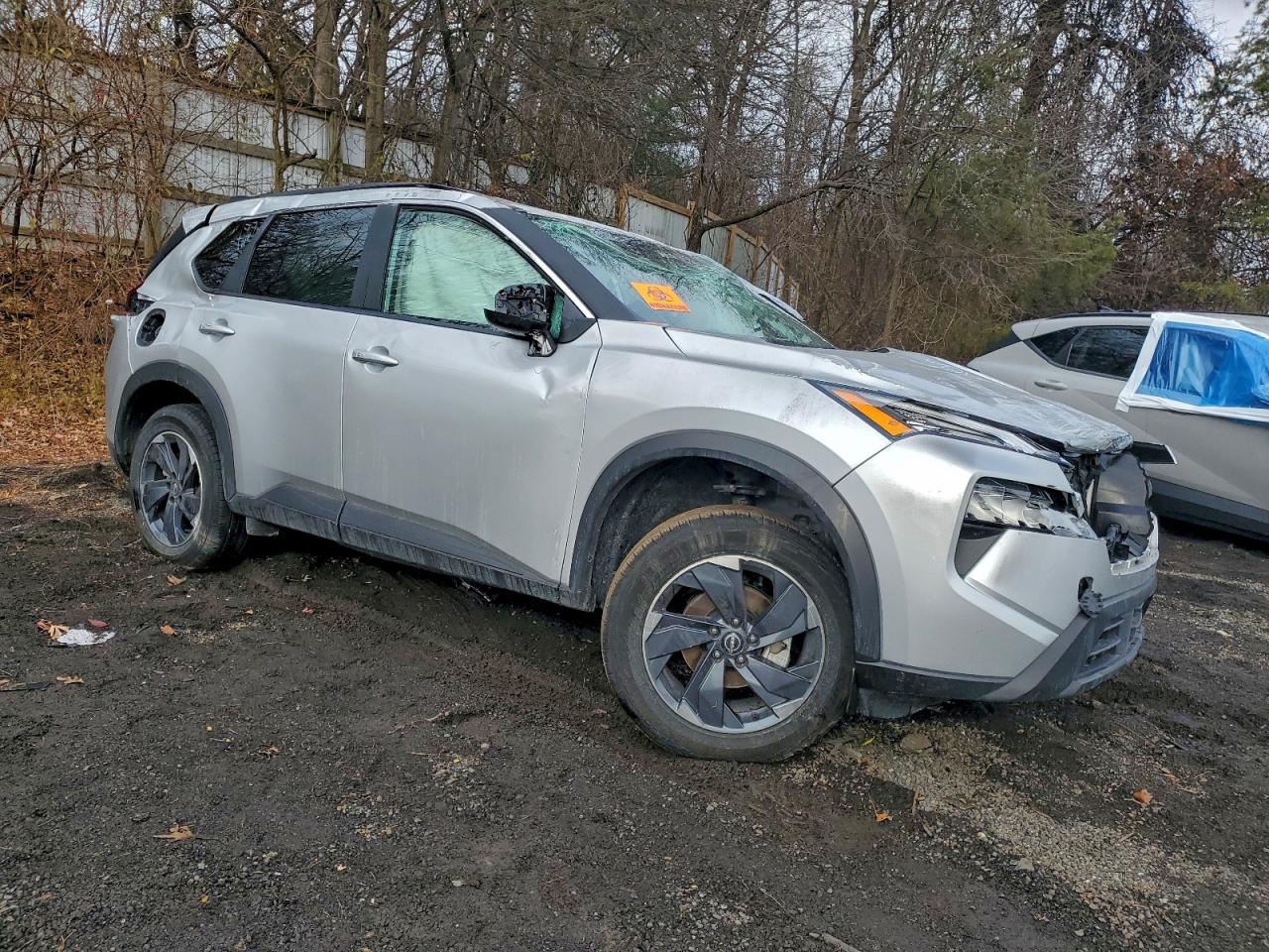 2025 NISSAN ROGUE SV photo 4